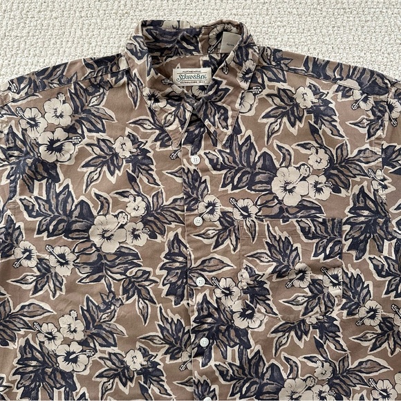 Vintage Patterned Button Up Shirt - Picture 2 of 7